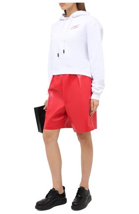 Женская кожаные дерби ALEXANDER MCQUEEN черного цвета по цене 48400 руб., арт. 586400/WHX51 | Фото 2 Женская кожаные дерби ALEXANDER MCQUEEN черного цвета, арт. 586400/WHX51 | Фото 2