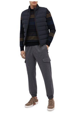 Мужской пуховый жилет ERMENEGILDO ZEGNA темно-синего цвета по цене 132500 руб., арт. UVT35/V113B | Фото 2 Мужской пуховый жилет ERMENEGILDO ZEGNA темно-синего цвета, арт. UVT35/V113B | Фото 2