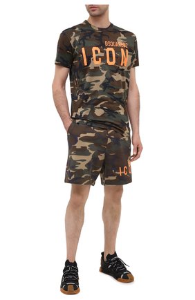 Мужские хлопковые шорты DSQUARED2 хаки цвета по цене 27800 руб., арт. S79MU0008/S25469 | Фото 2 Мужские хлопковые шорты DSQUARED2 хаки цвета, арт. S79MU0008/S25469 | Фото 2