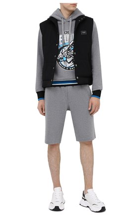 Мужской хлопковое худи DOLCE & GABBANA серого цвета по цене 52750 руб., арт. G9PZ9T/G7TNG | Фото 2 Мужской хлопковое худи DOLCE & GABBANA серого цвета, арт. G9PZ9T/G7TNG | Фото 2