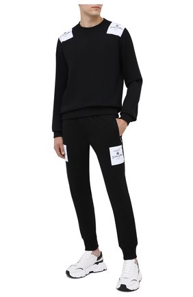 Мужской хлопковый свитшот DOLCE & GABBANA черного цвета по цене 47900 руб., арт. G90W6Z/G7WTB | Фото 2 Мужской хлопковый свитшот DOLCE & GABBANA черного цвета, арт. G90W6Z/G7WTB | Фото 2