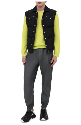 Мужской пуховый жилет DSQUARED2 черного цвета по цене 56600 руб., арт. S74FB0261/S53141 | Фото 2 Мужской пуховый жилет DSQUARED2 черного цвета, арт. S74FB0261/S53141 | Фото 2