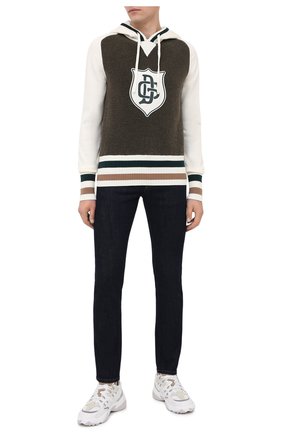 Мужские джинсы DOLCE & GABBANA синего цвета по цене 38200 руб., арт. GY07LD/G8CR2 | Фото 2 Мужские джинсы DOLCE & GABBANA синего цвета, арт. GY07LD/G8CR2 | Фото 2