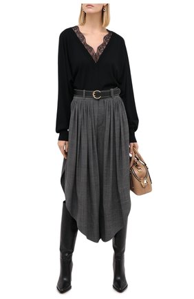 Женские шерстяные брюки CHLOÉ черного цвета по цене 129000 руб., арт. CHC20APA23063 | Фото 2 Женские шерстяные брюки CHLOÉ черного цвета, арт. CHC20APA23063 | Фото 2