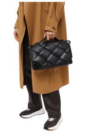 Женская сумка bv handle BOTTEGA VENETA черного цвета по цене 309000 руб., арт. 632647/VCQR1 | Фото 2 Женская сумка bv handle BOTTEGA VENETA черного цвета, арт. 632647/VCQR1 | Фото 2