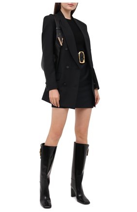 Женские кожаные сапоги meander VERSACE черного цвета по цене 116000 руб., арт. DST440M/DVTA4 | Фото 2 Женские кожаные сапоги meander VERSACE черного цвета, арт. DST440M/DVTA4 | Фото 2