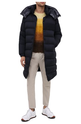 Мужская пуховик autaret MONCLER темно-синего цвета по цене 138300 руб., арт. F2-091-1D500-00-C0573 | Фото 2 Мужская пуховик autaret MONCLER темно-синего цвета, арт. F2-091-1D500-00-C0573 | Фото 2