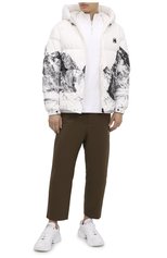 Мужская пуховая куртка chaberton MONCLER белого цвета, арт. F2-091-1A561-00-54ALL | Фото 2 (Мужское Кросс-КТ: пуховик-короткий, Пуховик-верхняя одежда, Верхняя одежда; Рукава: Длинные; Стили: Гранж; Кросс-КТ: Пуховик; Материал внешний: Хлопок; Материал подклада: Синтетический материал; Длина (верхняя одежда): Короткие; Материал утеплителя: Пух и перо)