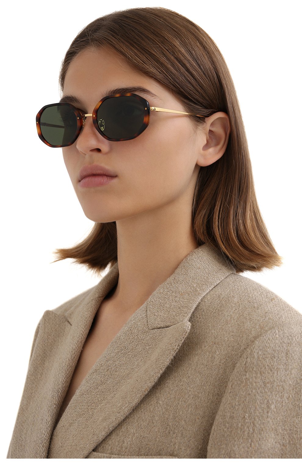 Женские солнцезащитные очки LINDA FARROW коричневого цвета, арт. LFL1084C2 SUN | Фото 2 (Тип очков: С/з; Оптика Гендер: оптика-женское; Очки форма: Овальные)