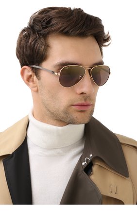 Мужские солнцезащитные очки RAY-BAN коричневого цвета по цене 23100 руб., арт. 8317CH-001/6B | Фото 2 Мужские солнцезащитные очки RAY-BAN коричневого цвета, арт. 8317CH-001/6B | Фото 2