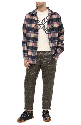 Мужской брюки KENZO хаки цвета по цене 44100 руб., арт. FA65PA5219CL | Фото 2 Мужской брюки KENZO хаки цвета, арт. FA65PA5219CL | Фото 2