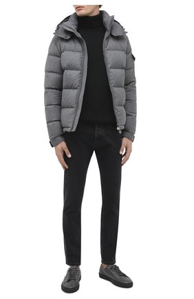 Мужская пуховая куртка montgenevre MONCLER серого цвета по цене 106500 руб., арт. F2-091-1A537-00-54272 | Фото 2 Мужская пуховая куртка montgenevre MONCLER серого цвета, арт. F2-091-1A537-00-54272 | Фото 2