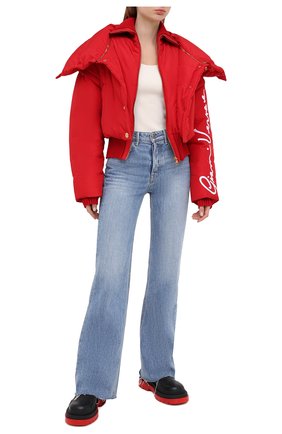 Женская пуховая куртка VERSACE красного цвета по цене 275000 руб., арт. A86976/A217839 | Фото 2 Женская пуховая куртка VERSACE красного цвета, арт. A86976/A217839 | Фото 2