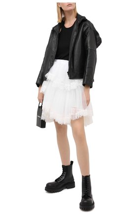 Женская юбка VETEMENTS белого цвета по цене 211000 руб., арт. WAH21SK102 1335/WHITE | Фото 2 Женская юбка VETEMENTS белого цвета, арт. WAH21SK102 1335/WHITE | Фото 2
