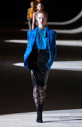 Женские колготки SAINT LAURENT черного цвета по цене 16500 руб., арт. 636080/YBXM2 | Фото 3 Женские колготки SAINT LAURENT черного цвета, арт. 636080/YBXM2 | Фото 3 (Материал внешний: Синтетический материал)