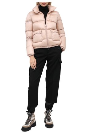 Женский пуховик MONCLER светло-розового цвета по цене 66700 руб., арт. F2-093-1A202-00-C0229 | Фото 2 Женский пуховик MONCLER светло-розового цвета, арт. F2-093-1A202-00-C0229 | Фото 2
