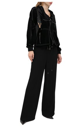 Женский кардиган из вискозы TOM FORD черного цвета по цене 242500 руб., арт. GIJ020-FAX699 | Фото 2 Женский кардиган из вискозы TOM FORD черного цвета, арт. GIJ020-FAX699 | Фото 2 (Материал внешний: Вискоза; Длина (для топов): Стандартные; Рукава: Длинные; Стили: Гламурный; Женское Кросс-КТ: кардиган-трикотаж; Региональные ограничения белый список (Axapta Mercury): RU)