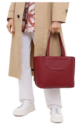 Женский сумка-шопер TOD’S красного цвета по цене 83600 руб., арт. XBWA0LA0300RIA | Фото 2 Женский сумка-шопер TOD’S красного цвета, арт. XBWA0LA0300RIA | Фото 2