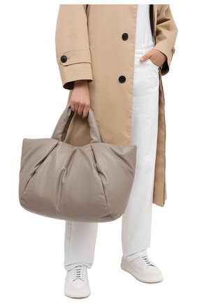 Женский сумка GIORGIO ARMANI бежевого цвета по цене 115500 руб., арт. Y1D130/YTH7A | Фото 2 Женский сумка GIORGIO ARMANI бежевого цвета, арт. Y1D130/YTH7A | Фото 2