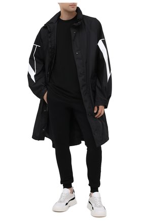 Мужской хлопковые джоггеры PHILIPP PLEIN черного цвета по цене 57420 руб., арт. F20C MJT1653 PJO002N | Фото 2 Мужской хлопковые джоггеры PHILIPP PLEIN черного цвета, арт. F20C MJT1653 PJO002N | Фото 2