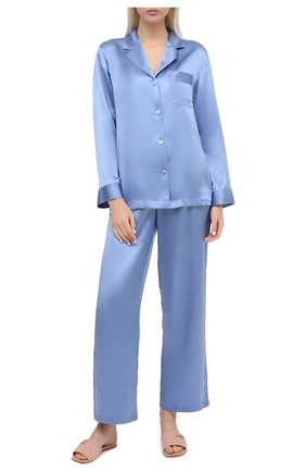 Женская шелковая пижама LUNA DI SETA голубого цвета, арт. VLST08007 | Фото 1 (Длина (брюки, джинсы): Стандартные; Рукава: Длинные; Материал внешний: Шелк; Длина (для топов): Стандартные; Длина Ж (юбки, платья, шорты): Мини)