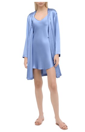 Женский шелковый халат LUNA DI SETA голубого цвета по цене 34400 руб., арт. VLST08009 | Фото 2 Женский шелковый халат LUNA DI SETA голубого цвета, арт. VLST08009 | Фото 2