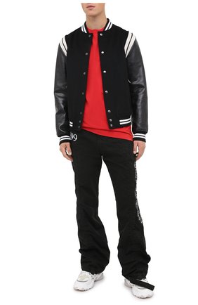 Мужская хлопковая футболка OFF-WHITE красного цвета по цене 24100 руб., арт. 0MAA027F20FAB0092501 | Фото 2 Мужская хлопковая футболка OFF-WHITE красного цвета, арт. 0MAA027F20FAB0092501 | Фото 2