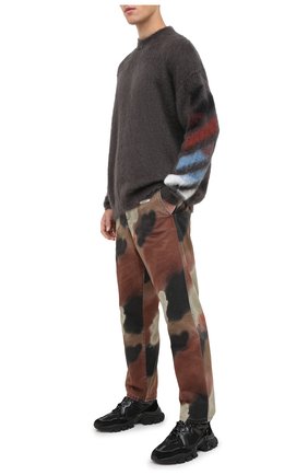 Мужской свитер OFF-WHITE серого цвета по цене 99500 руб., арт. 0MHA036F20KNI0010987 | Фото 2 Мужской свитер OFF-WHITE серого цвета, арт. 0MHA036F20KNI0010987 | Фото 2