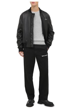 Мужской кожаный бомбер OFF-WHITE черного цвета по цене 173000 руб., арт. 0MJA055F20LEA0011001 | Фото 2 Мужской кожаный бомбер OFF-WHITE черного цвета, арт. 0MJA055F20LEA0011001 | Фото 2