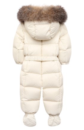 Детского пуховый комбинезон с пинетками MONCLER бежевого цвета по цене 48400 руб., арт. F2-951-1G506-02-53079/3M-18M | Фото 2 Детского пуховый комбинезон с пинетками MONCLER бежевого цвета, арт. F2-951-1G506-02-53079/3M-18M | Фото 2