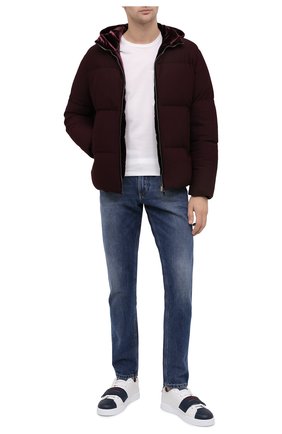 Мужская пуховая куртка GIORGIO ARMANI бордового цвета по цене 184000 руб., арт. 0WG0C040/J0008 | Фото 2 Мужская пуховая куртка GIORGIO ARMANI бордового цвета, арт. 0WG0C040/J0008 | Фото 2