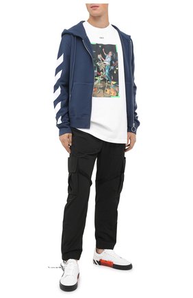 Мужской хлопковая толстовка OFF-WHITE темно-синего цвета по цене 53800 руб., арт. 0MBE001F20FLE0074901 | Фото 2 Мужской хлопковая толстовка OFF-WHITE темно-синего цвета, арт. 0MBE001F20FLE0074901 | Фото 2