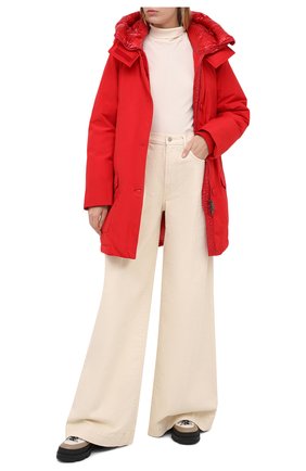 Женская пуховая парка WOOLRICH красного цвета по цене 73350 руб., арт. CFWW0U0304FR/UT0001 | Фото 2 Женская пуховая парка WOOLRICH красного цвета, арт. CFWW0U0304FR/UT0001 | Фото 2
