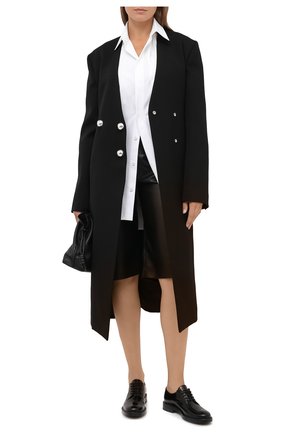 Женская кожаные дерби TOD’S черного цвета по цене 35950 руб., арт. XXW59C0DD20SHA | Фото 2 Женская кожаные дерби TOD’S черного цвета, арт. XXW59C0DD20SHA | Фото 2