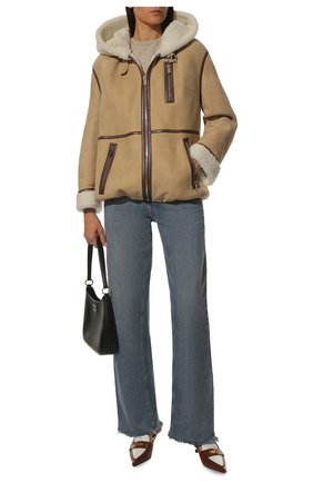 Женская дубленка MIU MIU бежевого цвета по цене 485000 руб., арт. MPV736-889-F0BH2 | Фото 2 Женская дубленка MIU MIU бежевого цвета, арт. MPV736-889-F0BH2 | Фото 2