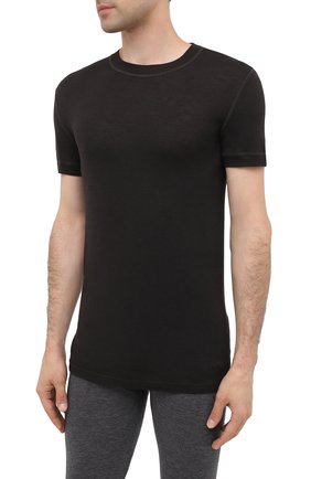 Мужская футболка ERMENEGILDO ZEGNA коричневого цвета по цене 19650 руб., арт. N3M201120 | Фото 2 Мужская футболка ERMENEGILDO ZEGNA коричневого цвета, арт. N3M201120 | Фото 2