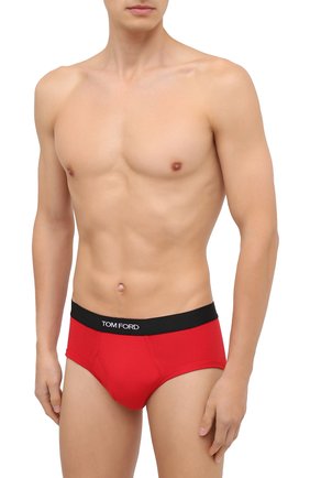 Мужские хлопковые брифы TOM FORD красного цвета по цене 4995 руб., арт. T4LC11040 | Фото 2 Мужские хлопковые брифы TOM FORD красного цвета, арт. T4LC11040 | Фото 2
