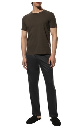 Мужские хлопковая футболка TOM FORD хаки цвета по цене 10550 руб., арт. T4M081040 | Фото 2 Мужские хлопковая футболка TOM FORD хаки цвета, арт. T4M081040 | Фото 2