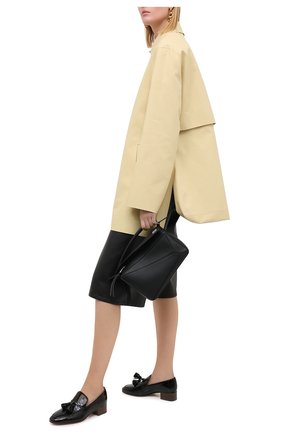Женские кожаные лоферы pompon 40 LOEWE черного цвета по цене 58150 руб., арт. L815S07X01 | Фото 2 Женские кожаные лоферы pompon 40 LOEWE черного цвета, арт. L815S07X01 | Фото 2