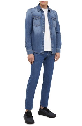 Мужская джинсовая рубашка GIVENCHY синего цвета по цене 71650 руб., арт. BM60KS50G1 | Фото 2 Мужская джинсовая рубашка GIVENCHY синего цвета, арт. BM60KS50G1 | Фото 2