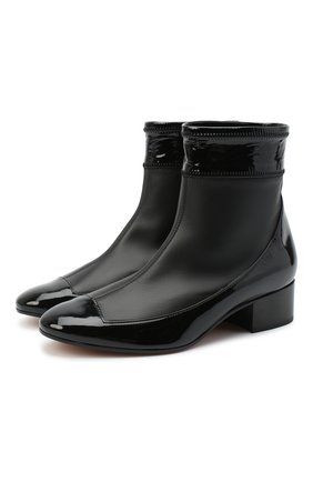 Женские кожаные ботильоны LOEWE черного цвета по цене 94500 руб., арт. L815286X02 | Фото 1 Женские кожаные ботильоны LOEWE черного цвета, арт. L815286X02 | Фото 1 (Подошва: Плоская; Материал внутренний: Натуральная кожа; Каблук тип: Устойчивый; Каблук высота: Низкий; Материал внешний: Кожа; Материал утеплителя: Без утеплителя; Региональные ограничения белый список (Axapta Mercury): RU; Длина стельки: 25, 27, 24, 23,5, 26,5, 23; ширина носка стельки: 8, 7,6, 8,7, 9; толщина подошвы: 0,3; высота каблука: 3,8, 4,2)