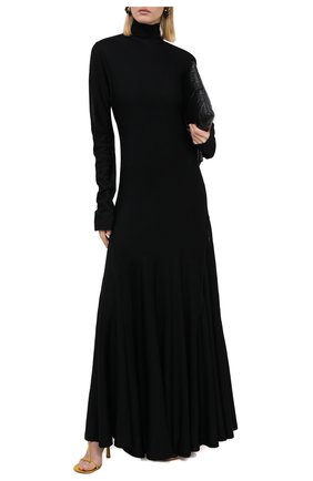 Женское платье из вискозы BOTTEGA VENETA черного цвета по цене 223500 руб., арт. 640079/VKI60 | Фото 2 Женское платье из вискозы BOTTEGA VENETA черного цвета, арт. 640079/VKI60 | Фото 2