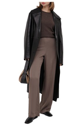 Женские шелковые брюки THEORY коричневого цвета, арт. K0502208 | Фото 2 (Длина (брюки, джинсы): Удлиненные; Женское Кросс-КТ: Брюки-одежда; Силуэт Ж (брюки и джинсы): Широкие; Материал внешний: Шелк)