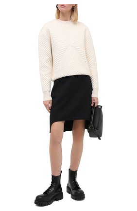 Женская юбка из шерсти и шелка ALEXANDER MCQUEEN черного цвета по цене 93850 руб., арт. 639987/QJAAA | Фото 2 Женская юбка из шерсти и шелка ALEXANDER MCQUEEN черного цвета, арт. 639987/QJAAA | Фото 2