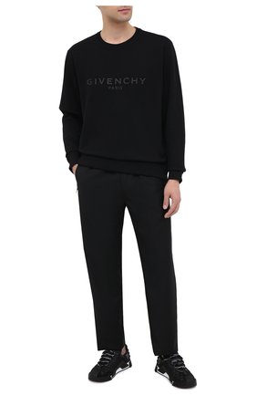 Мужской хлопковый свитшот GIVENCHY черного цвета по цене 57150 руб., арт. BMJ07Z30AF | Фото 2 Мужской хлопковый свитшот GIVENCHY черного цвета, арт. BMJ07Z30AF | Фото 2