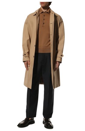 Мужское шерстяное поло TOM FORD бежевого цвета по цене 66700 руб., арт. BVM94/TFK132 | Фото 2 Мужское шерстяное поло TOM FORD бежевого цвета, арт. BVM94/TFK132 | Фото 2 (Материал внешний: Шерсть; Рукава: Длинные; Длина (для топов): Стандартные; Стили: Классический; Кросс-КТ: Трикотаж; Застежка: Пуговицы)