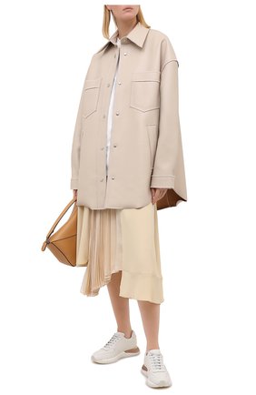 Женские кожаные кроссовки SALVATORE FERRAGAMO белого цвета по цене 65000 руб., арт. Z-07368811C | Фото 2 Женские кожаные кроссовки SALVATORE FERRAGAMO белого цвета, арт. Z-07368811C | Фото 2