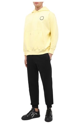 Мужской хлопковые джоггеры DRIES VAN NOTEN черного цвета по цене 26400 руб., арт. 202-21141-1606 | Фото 2 Мужской хлопковые джоггеры DRIES VAN NOTEN черного цвета, арт. 202-21141-1606 | Фото 2