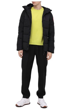 Мужская пуховая куртка hybridge CANADA GOOSE черного цвета по цене 85250 руб., арт. 2742M | Фото 2 Мужская пуховая куртка hybridge CANADA GOOSE черного цвета, арт. 2742M | Фото 2