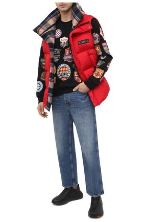 Мужской пуховый жилет DSQUARED2 красного цвета по цене 93150 руб., арт. S74FB0265/S53140 | Фото 2 Мужской пуховый жилет DSQUARED2 красного цвета, арт. S74FB0265/S53140 | Фото 2